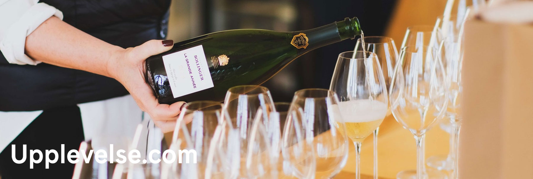 Champagneprovning med 40% rabatt hos Upplevelse.com!